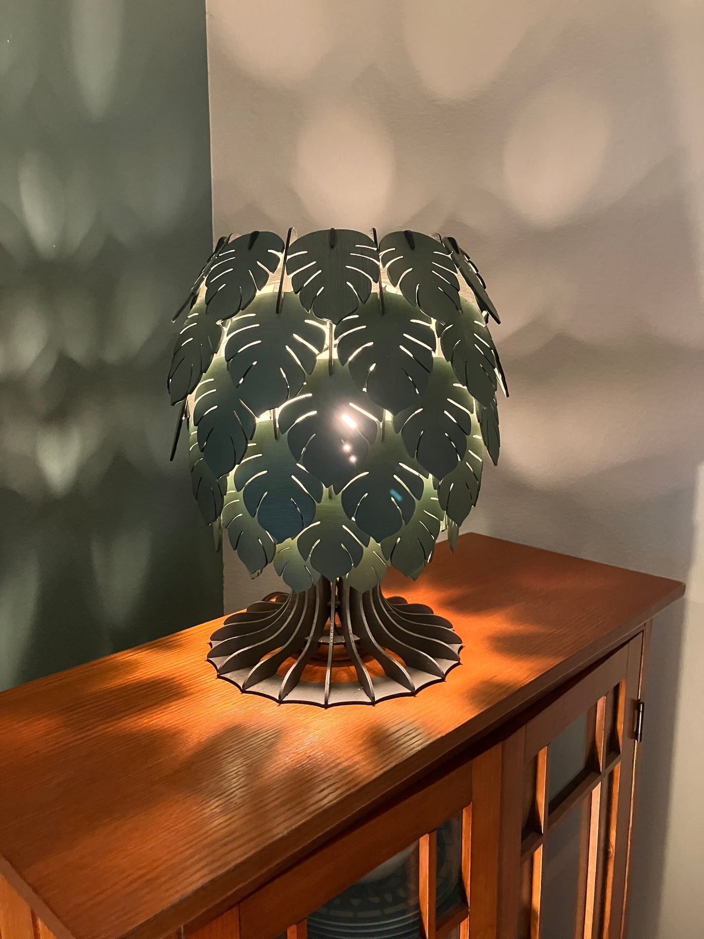 Leaf Lamp