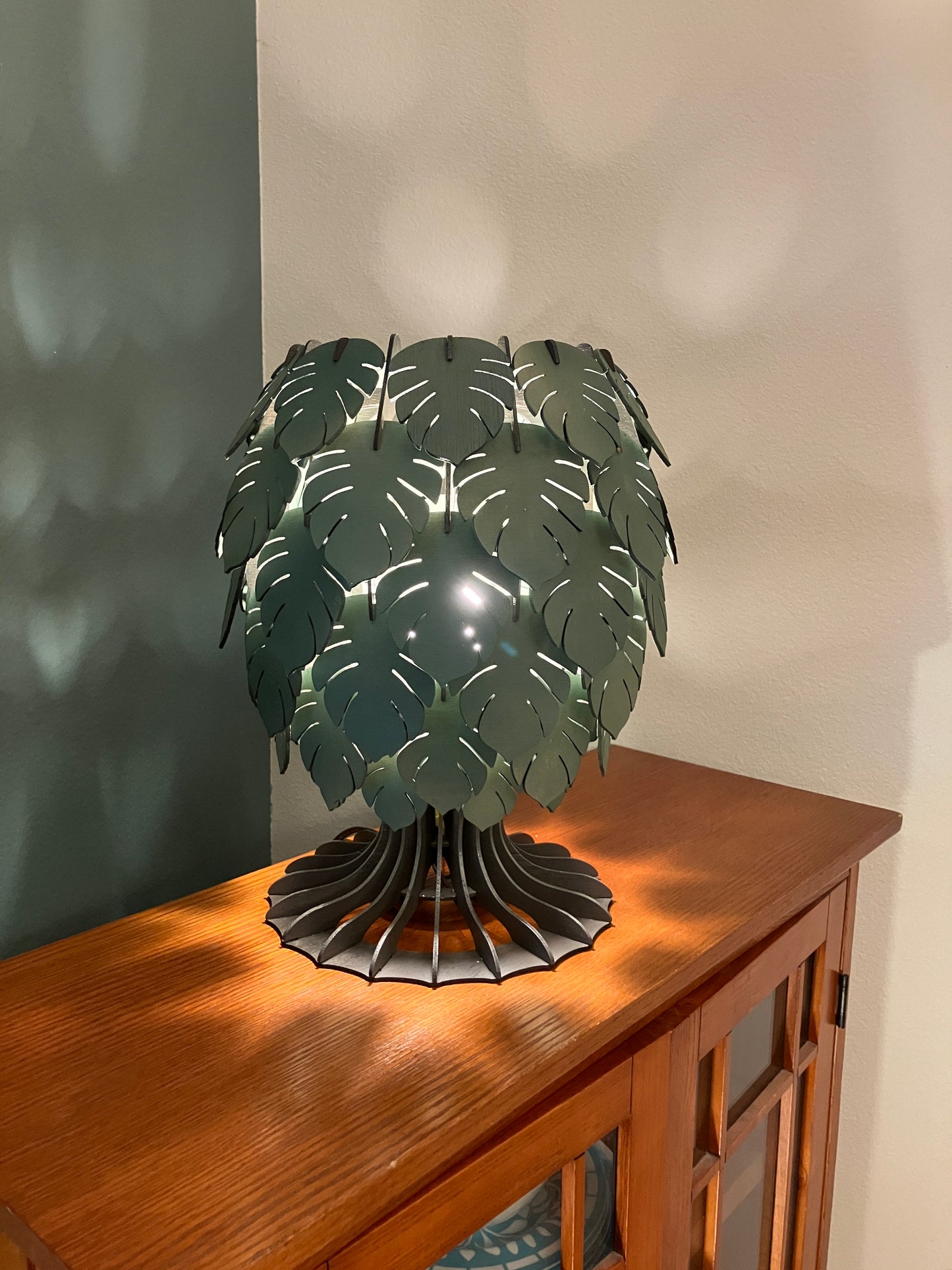 Leaf Lamp